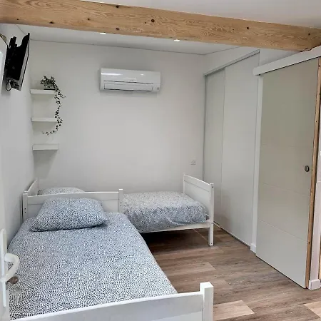 Appartement Au Calme, Free Parking *