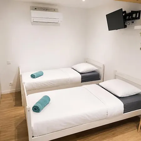 Au Calme, Free Parking Appartement *