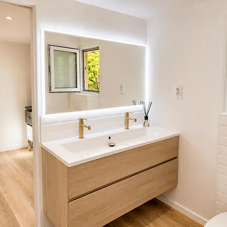 Au Calme, Free Parking Apartman